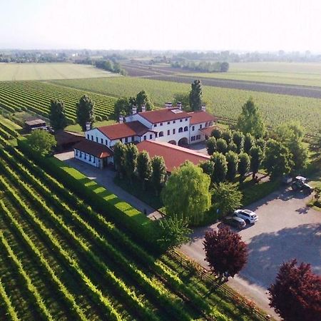 Agriturismo Le Cipressine Meolo Екстериор снимка